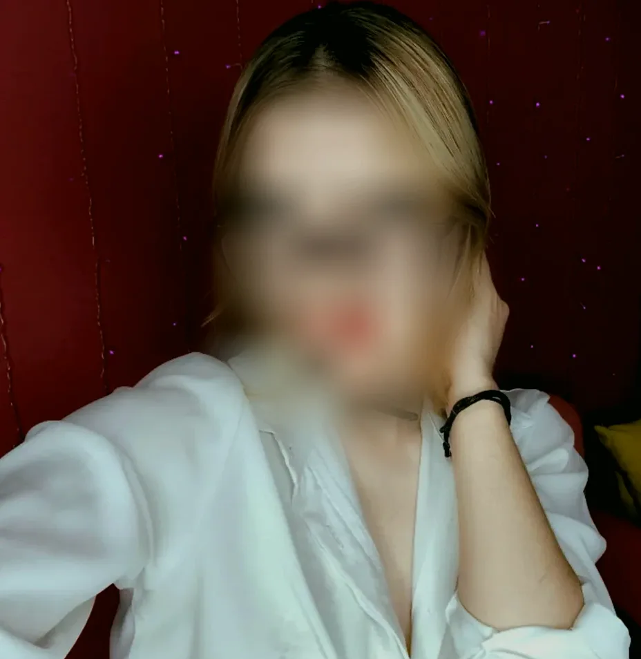 Maja, 22