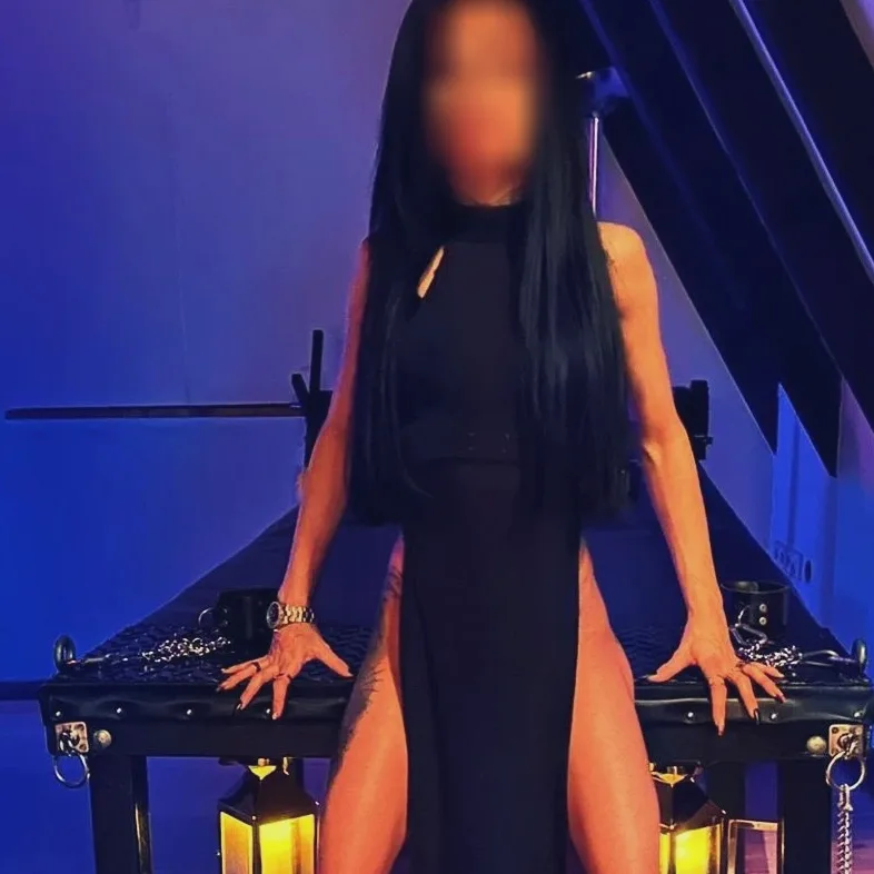 Merve, 33