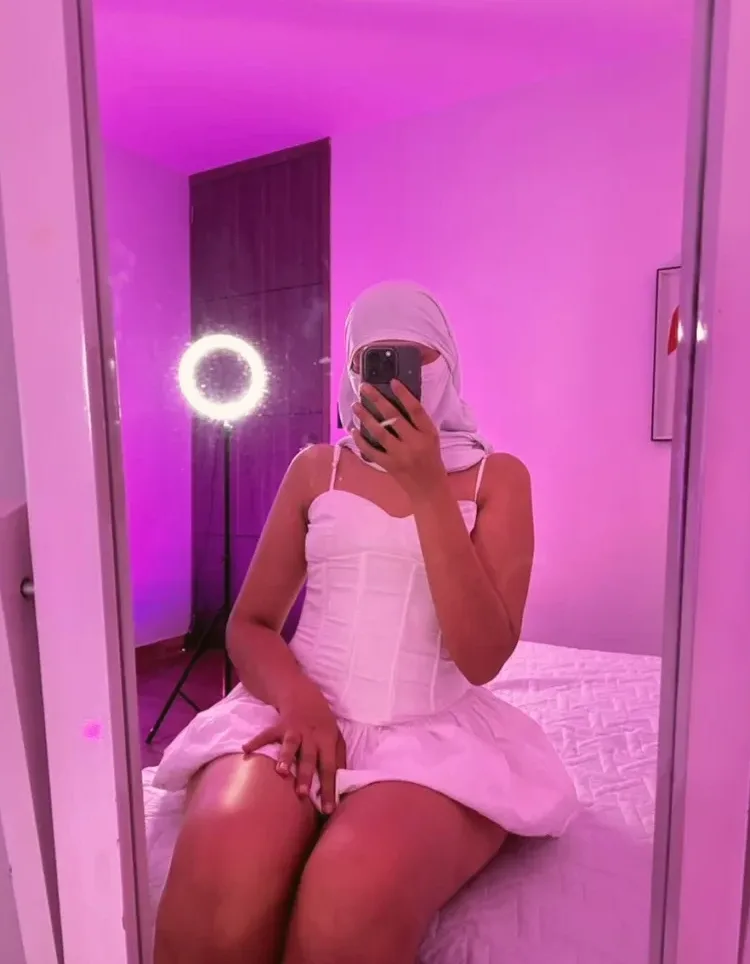 Sonja, 23